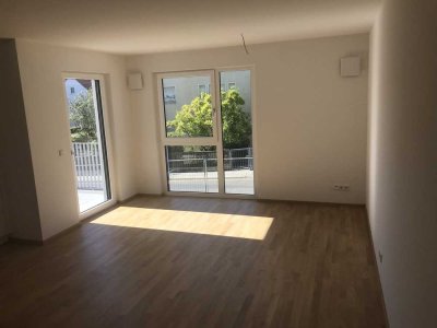 Schicke 2-Zimmer Wohnung mit Nolte-Einbauküche und sonnigem Balkon