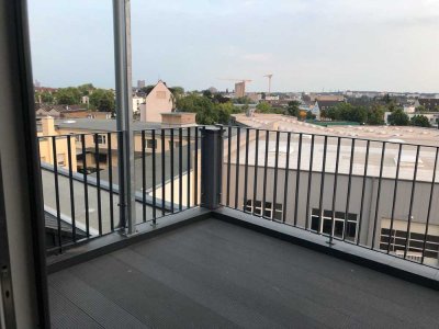 Wunderschöne 2-Zimmer Penthaus Wohnung in Köln mit Terrasse zu vermieten!
