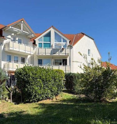 Wohnung mit Stellplatz, Balkon und Ausblick ins Grüne in Leipzig