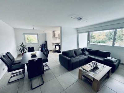 Energieeffiziente.- und transparente moderne Wohnung mit hochwertiger Einbauküche