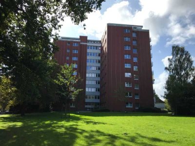 Willkommen Daheim - Schöne Familienwohnung mit Balkon in Ahrensburg
