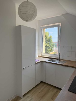 Charmante Altbau-Maisonette mit EBK - 12 Min zur Stadtmitte