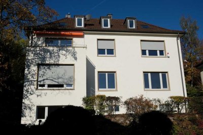 Wunderschönes, freistehendes Haus mit 10 Zimmern in Stuttgart-West in bevorzugter Halbhöhenlage