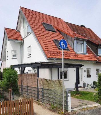 Modernisierte DHH-Hälfte in Bubenreuth