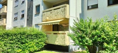 Helle und großzügige 3,5 ZKB Wohnung im Erdgeschoss!