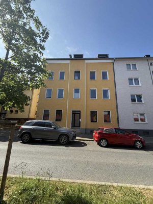 Schöne renovierte Wohnung mit kleinem Garten