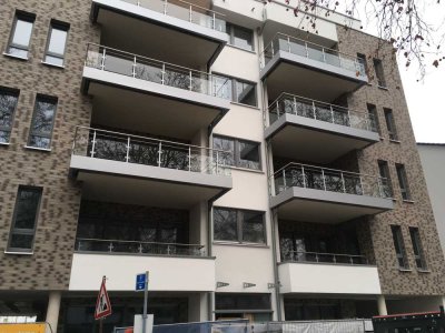 2 Zi-Wohnung zentral, neuwertig, barrierefrei mit EBK, Balkon und TG