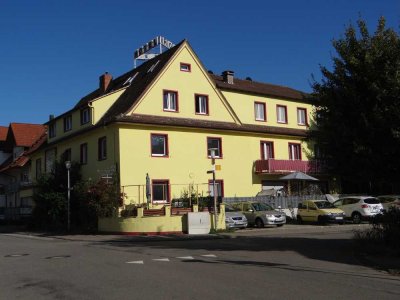 Mehrfamilienhaus mit Entwicklungspotenzial in zentraler Lage