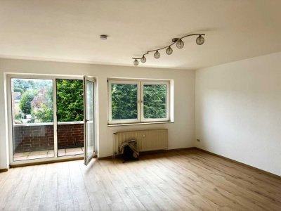 Renovierte 4-Zimmer-Whg mit Einbauküche & Balkon