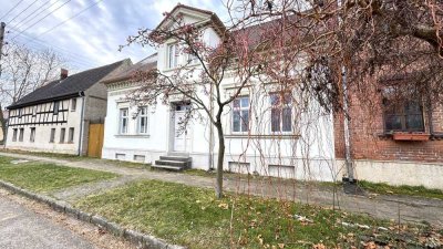 Ein Haus wie kein zweites – charmant, groß, voller Möglichkeiten - in Quellendorf!