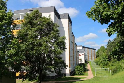 Wohnen nach deinem Geschmack! Neu zu sanierende, gemütliche 3-Raum-Wohnung mit Balkon