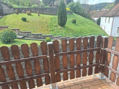 Renoviertes Einfamilienhaus mit 6 Zimmern in Erdesbach