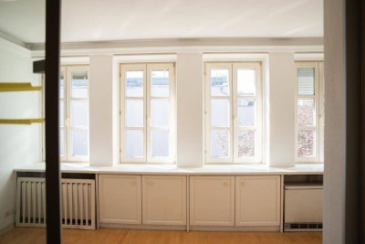 Stilvoll sanierte 4-Zimmer-Altbauwohnung in zentraler Eggenberg-Lage...!
