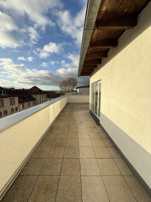 2 Zimmer Penthouse mit großer Terrasse