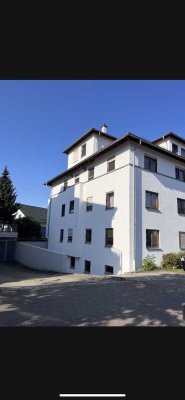 Super geschnittene 4,5 Zimmer Wohnung in wunderschöner Lage in Eislingen