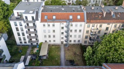 QII - vermietete 2 Zimmer in ruhiger Lage im Hinterhaus