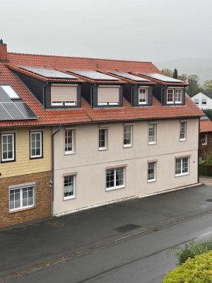 Helle 4-Zimmer Dachgeschosswohnung in Seesen mit Garage