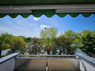 Schöne, geräumige drei Zimmer Maisonetten-Wohnung in Böblingen direkt am oberen See