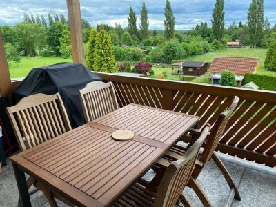 Attraktive und sanierte 4-Raum-Penthouse-Wohnung mit gehobener Innenausstattung mit EBK in Weiden