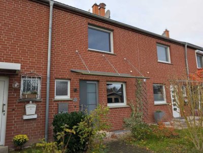 MGK bietet Sachsenhagen: familienfreundliches Reihenmittelhaus mit Garten und Garage