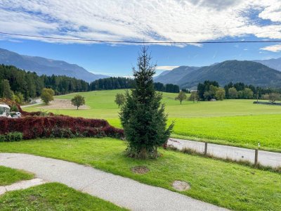 GERÄUMIGES EIN-/ZWEIFAMILIENWOHNHAUS IN ABSOLUTER NATURLAGE - NUR 5 AUTOMINUTEN VON DER AUTOBAHNAUFFAHRT ENTFERNT!