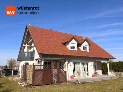 Wunderschönes, TOP gepflegtes Einfamilienhaus mit vielen Extras und großem Garten