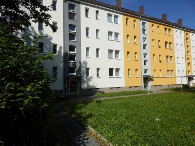 ZWEI Zimmer mit BALKON im ruhigen Flemminggebiet