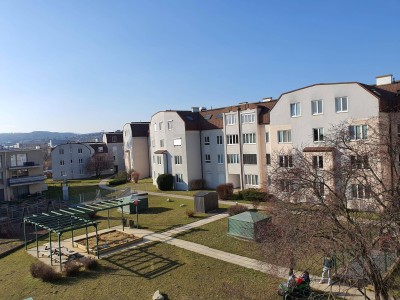 3-Zimmer-Wohnung, Top 12