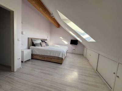 Maisonette Wohnung mit Balkon, Duplex Stellplatz in Daxlanden