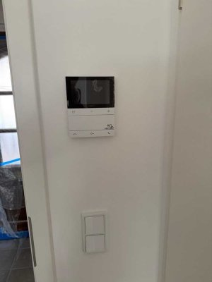 Erstbezug nach Sanierung mit Balkon: exklusive 2-Zimmer-Wohnung in Köln