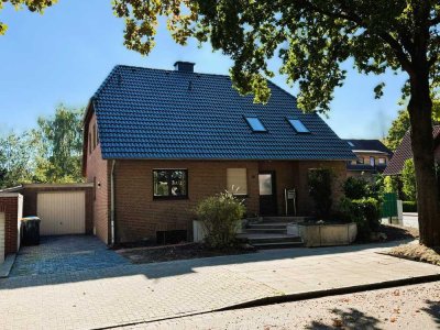 Lichtdurchflutete Renovierte 3 Zimmer DG Wohnung in Bestlage (MHH, INI )