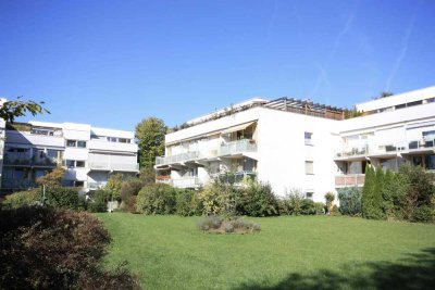 (fast) uneinsehbar - sonnig – ruhig! Penthouse-Wohnung mit viel Potenzial
