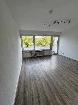 renoviertes Studentenapartment mit Balkon