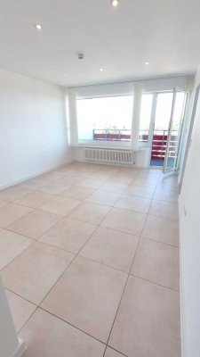 Moderne 1,5-Zimmer Wohnung mit großzügigem Balkon und hochwertiger EBK in Sankt Augustin