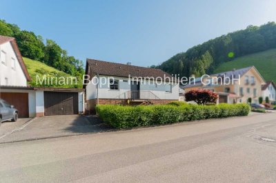Freistehendes EFH in Lauterstein - großer Garten, Doppelgarage + Garage