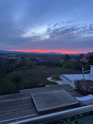 Secret Offer_Liegenschaft mit Panoramablick und Pool