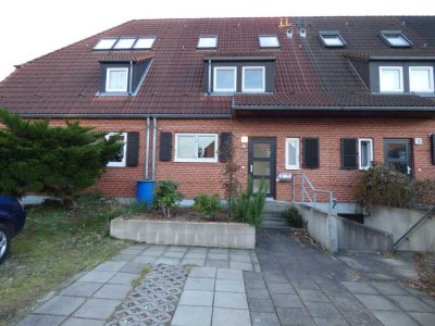 Gepflegtes RMH, in grüner und ruhiger Wohnlage ***Vollkeller***Terrasse mit Garten***EBK***