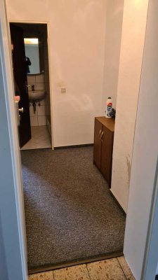 Geschmackvolle, gepflegte 1-Raum-Wohnung mit Einbauküche in Mainz