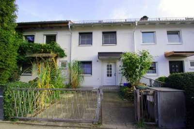 Reihenmittelhaus mit Garten für Familien in zentraler Lage