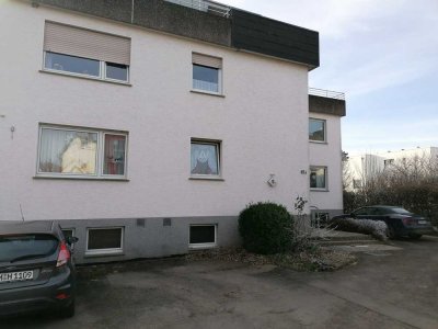 Schöne und sanierte 3-Zimmer-Wohnung mit geh. Innenausstattung mit Balkon und EBK in Bad Pyrmont