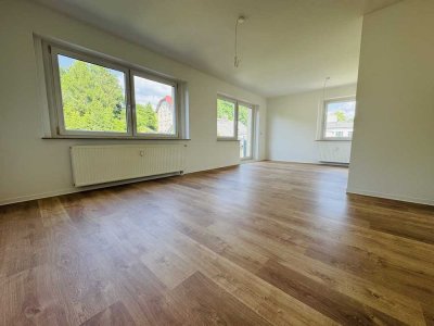 Rundum erneuert: Moderne 3-Zimmer-Wohnung in Amtsberg mit Balkon