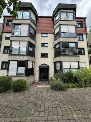 Attraktive 3-Zimmer-Wohnung mit eigenem Parkzugang in zentraler Lage von Essen