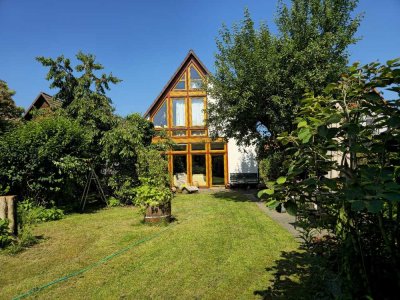 Gepflegtes Zuhause mit Flair – Altbaucharme, moderner Anbau & naturnaher Garten
