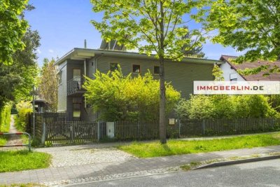 IMMOBERLIN.DE - Lichtdurchflutetes Architektenhaus mit Südterrasse in familiärer Lage