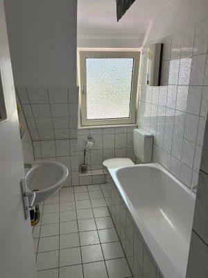 3-Zi.- Dachgeschoßwohnung