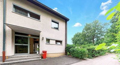 Krefeld-Gartenstadt! Renovierungsbedürftiges Reihenendhaus in ruhiger Sackgassenlage