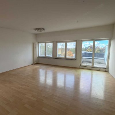 Exklusive 3-Zimmer-Wohnung mit 2 Balkonen in Köln-Porz, Eil - bezugsfrei ab 1.12.25