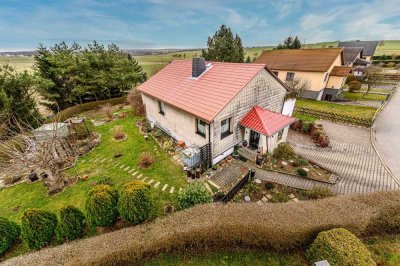 Einziehen und Wohlfühlen – liebevoll saniertes Einfamilienhaus in ruhiger Feldrandlage von Erlau