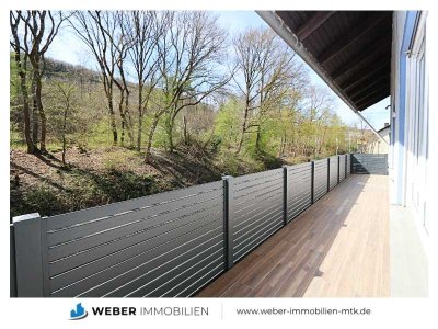 WOHNRIESE + kernsaniert + schick und modern ausgestattet + Balkon und TGL-Bad