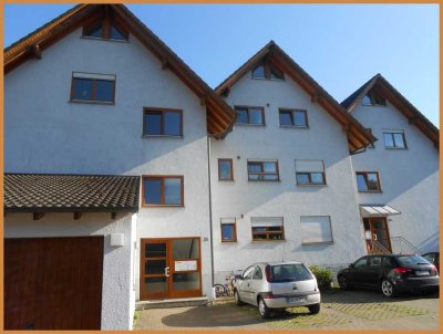 3-Zimmerwohnung - komplett renoviert - mit Terrasse, zentrale Lage in Offenburg, frei ab 01.11.25